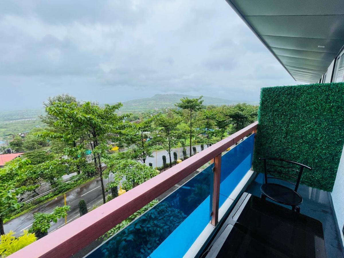 Natural Resort Panhala ภายนอก รูปภาพ