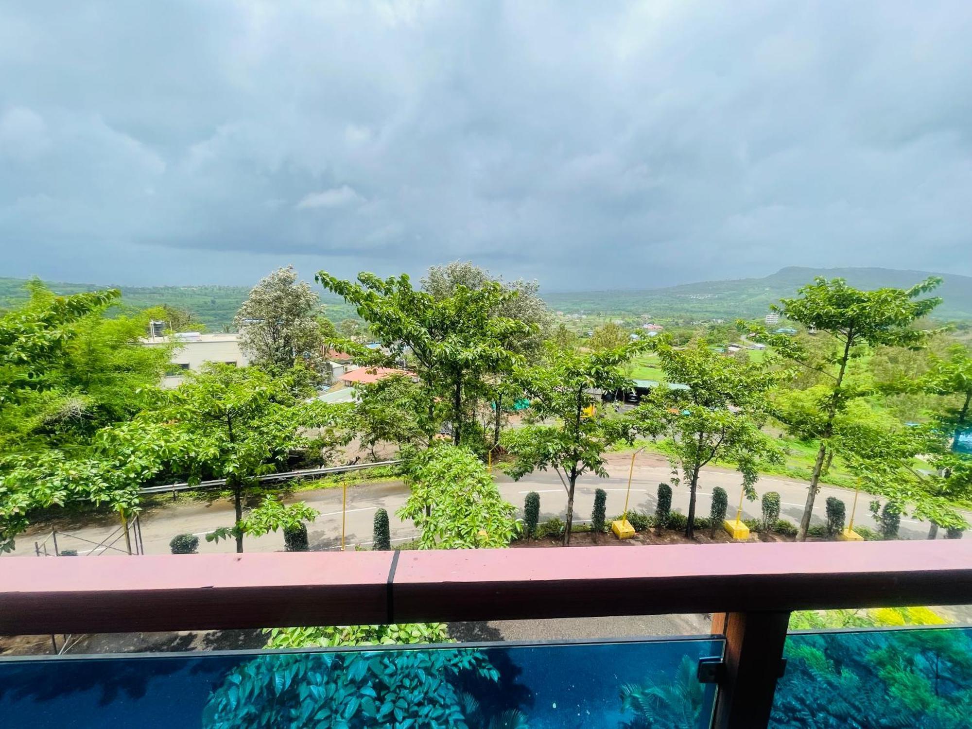 Natural Resort Panhala ภายนอก รูปภาพ